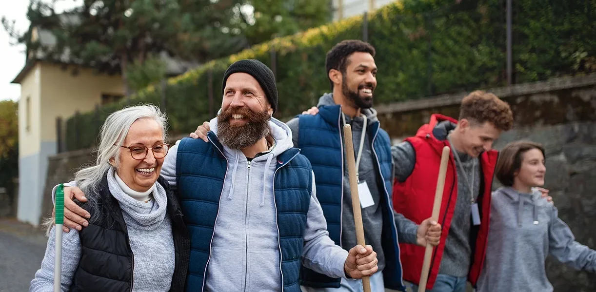Education and awareness for cultivating healthy habits in communities
